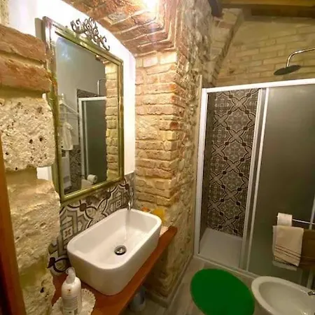 A 2 Passi Dal Centro Appartement